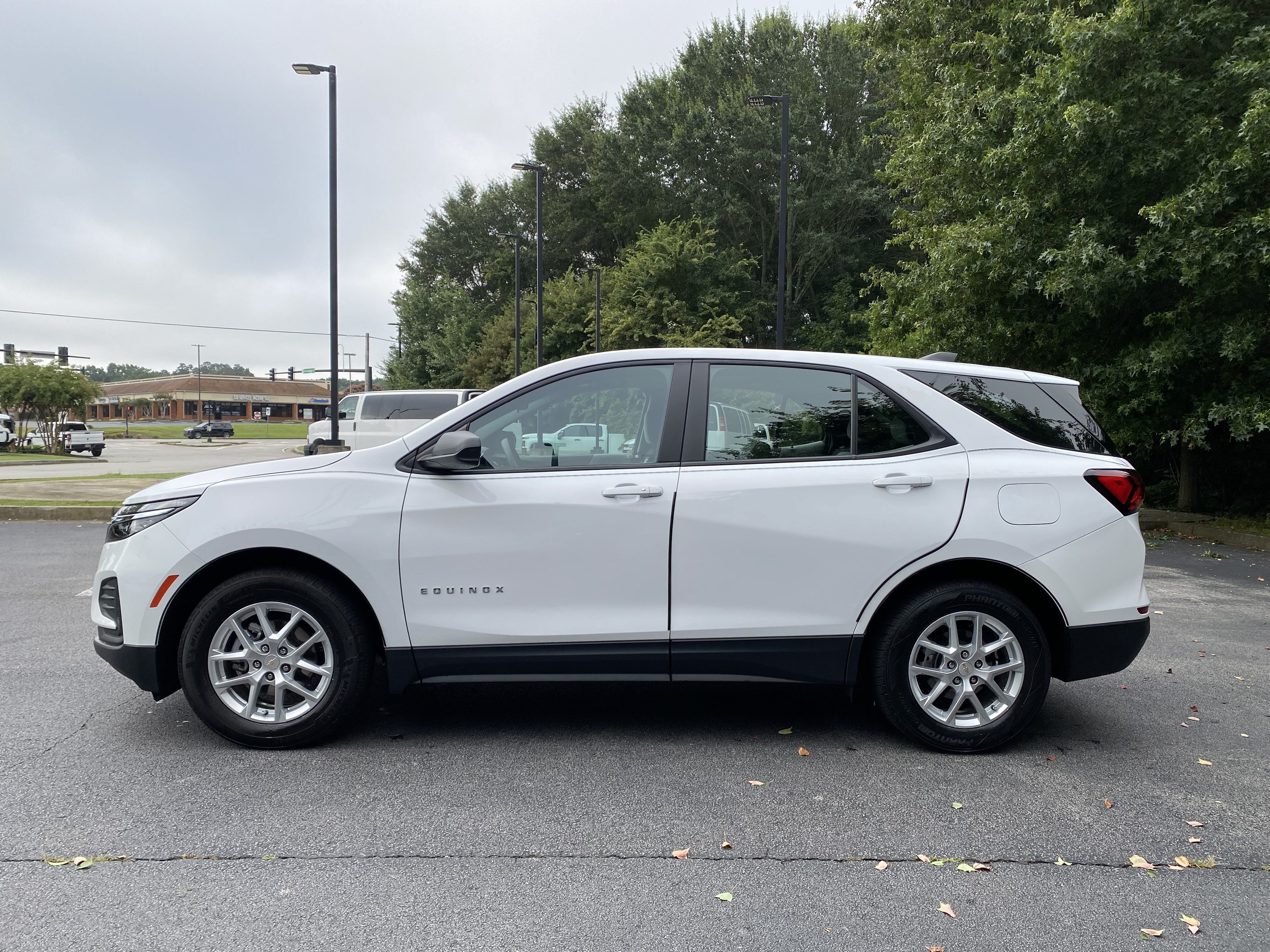 Used 2024 Chevrolet Equinox LS FWD image 6