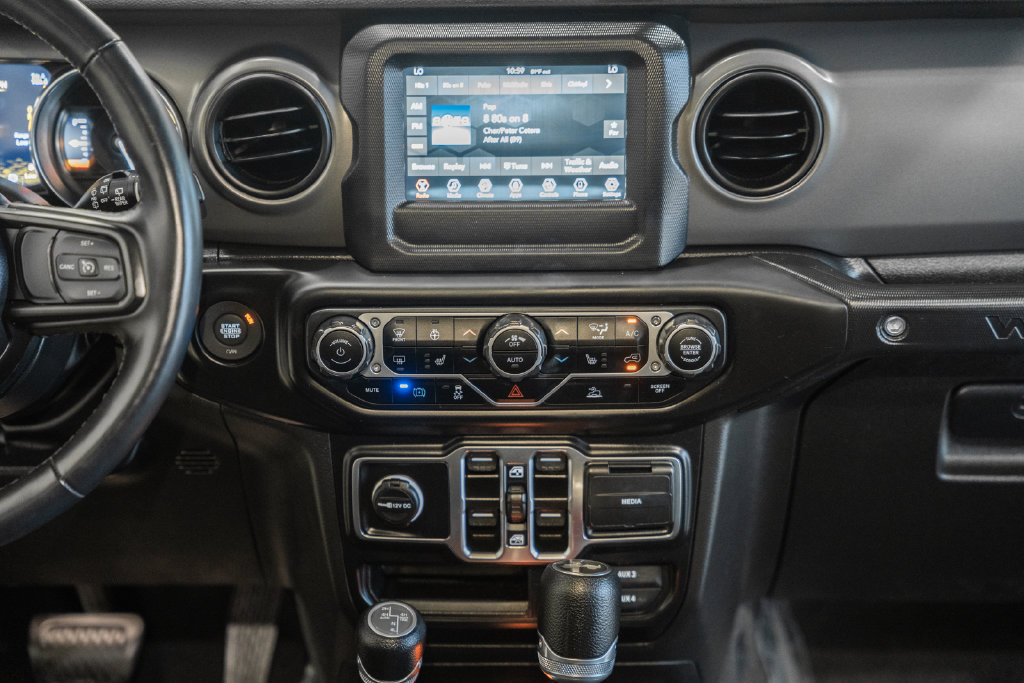 Used 2023 Jeep Wrangler Unlimited w/ Cold Weather Group AWD/4WD image 19