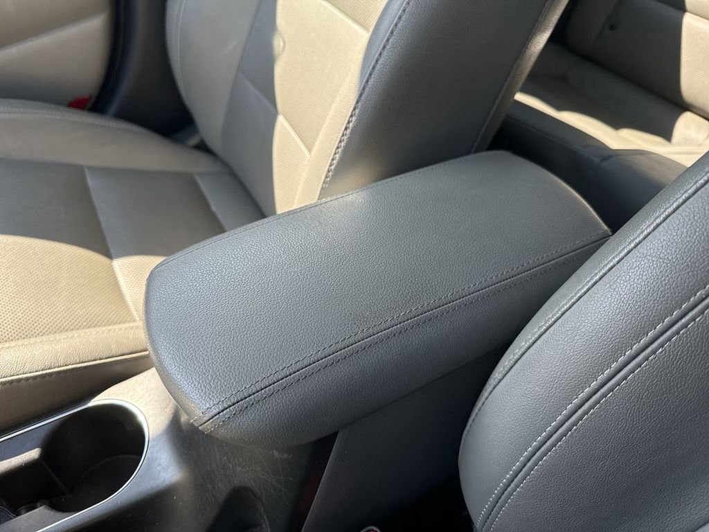 Used 2015 Kia Forte EX w/ EX Premium Package image 25