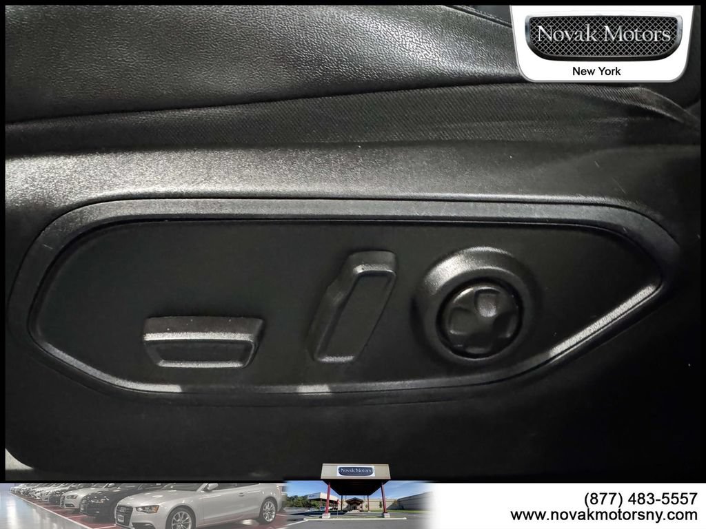 Used 2023 Jeep Grand Cherokee L Limited w/ Luxury Tech Group II AWD/4WD image 21