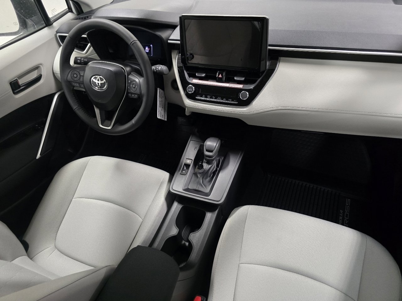 New 2026 Toyota Corolla Cross LE image 19