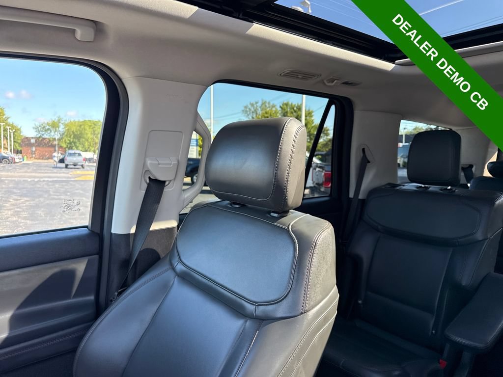 Used 2025 Ford Expedition Active AWD/4WD image 40