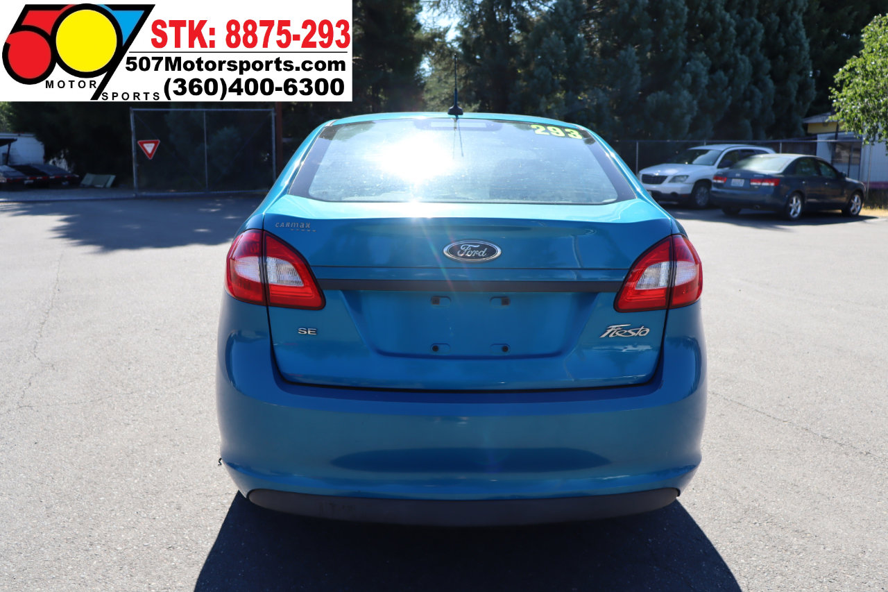 Used 2013 Ford Fiesta SE image 6