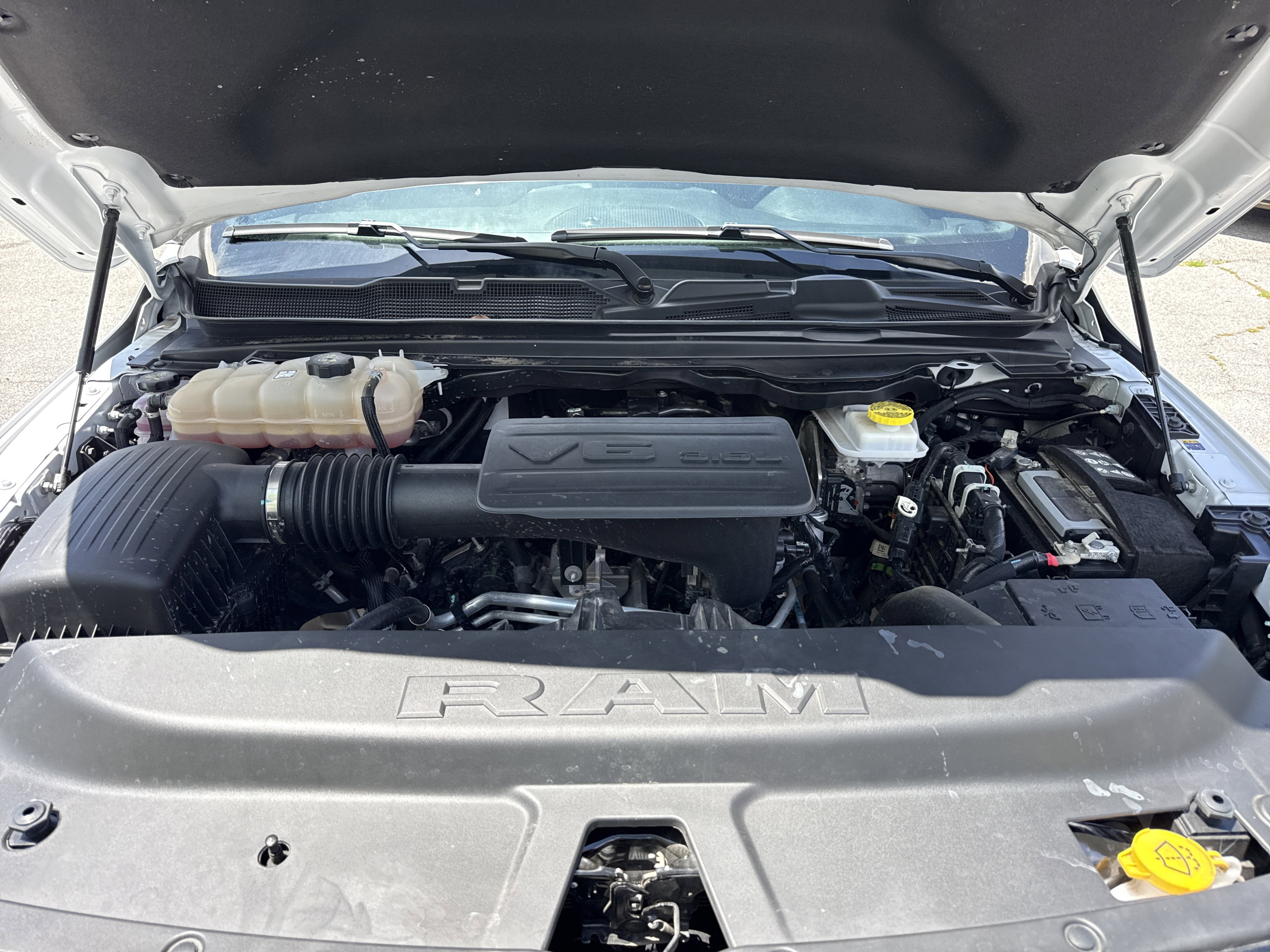 Used 2025 RAM 1500 Tradesman w/ Night Edition RWD image 34