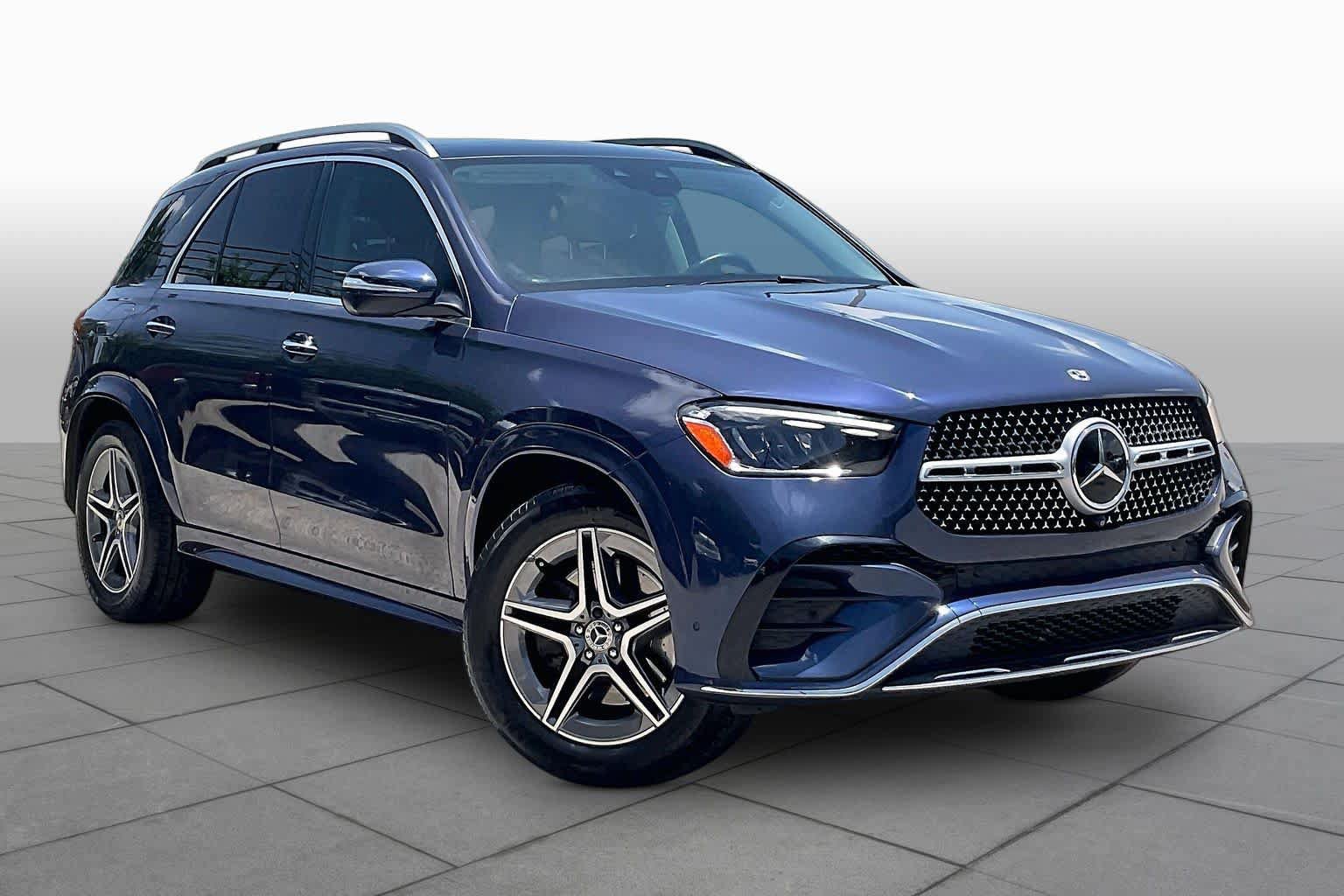 Used 2024 Mercedes-Benz GLE 350 4MATIC image 3