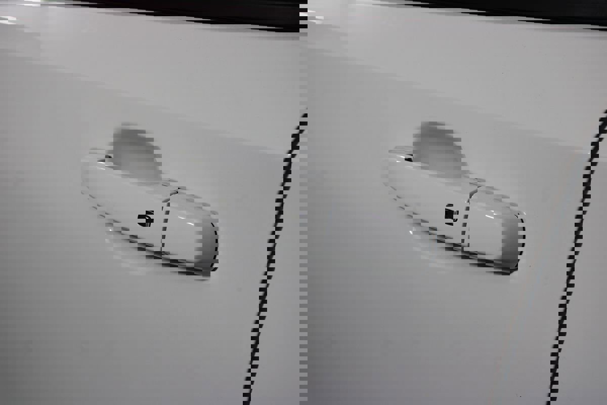 Used 2023 GMC Terrain SLE w/ Driver Convenience Package image 28