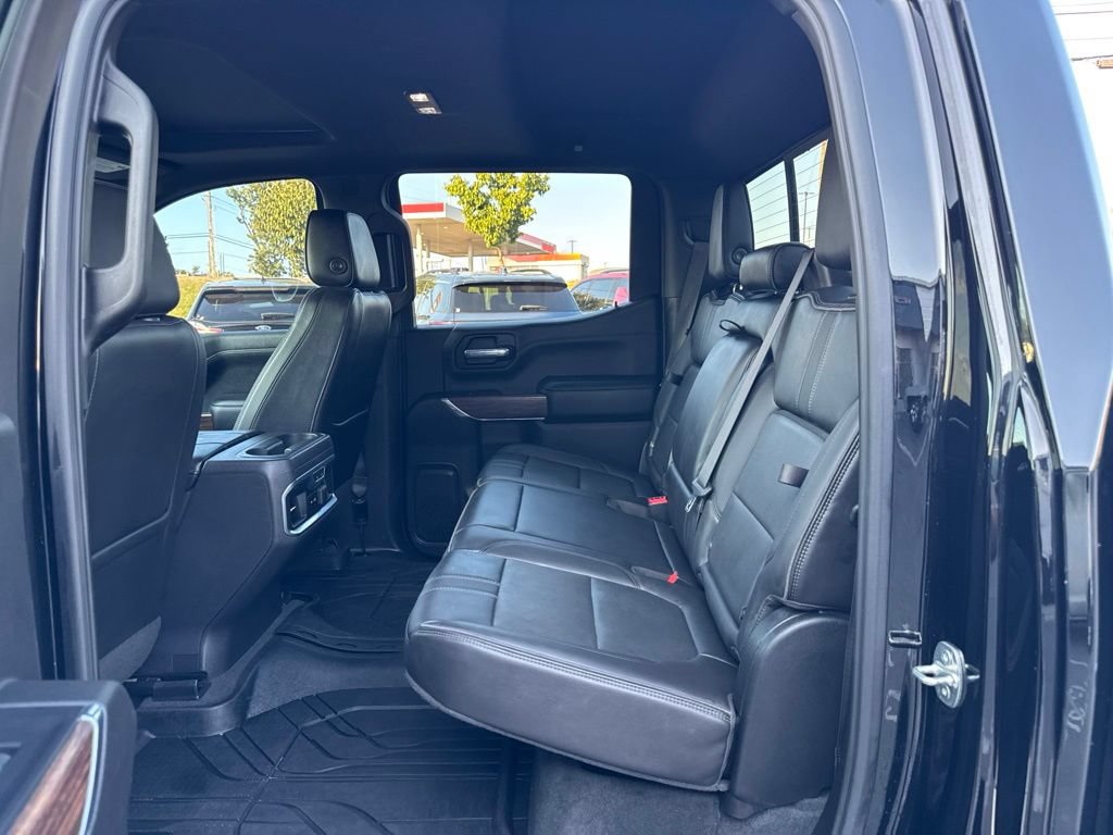 Used 2021 Chevrolet Silverado 1500 High Country w/ Technology Package AWD/4WD image 27