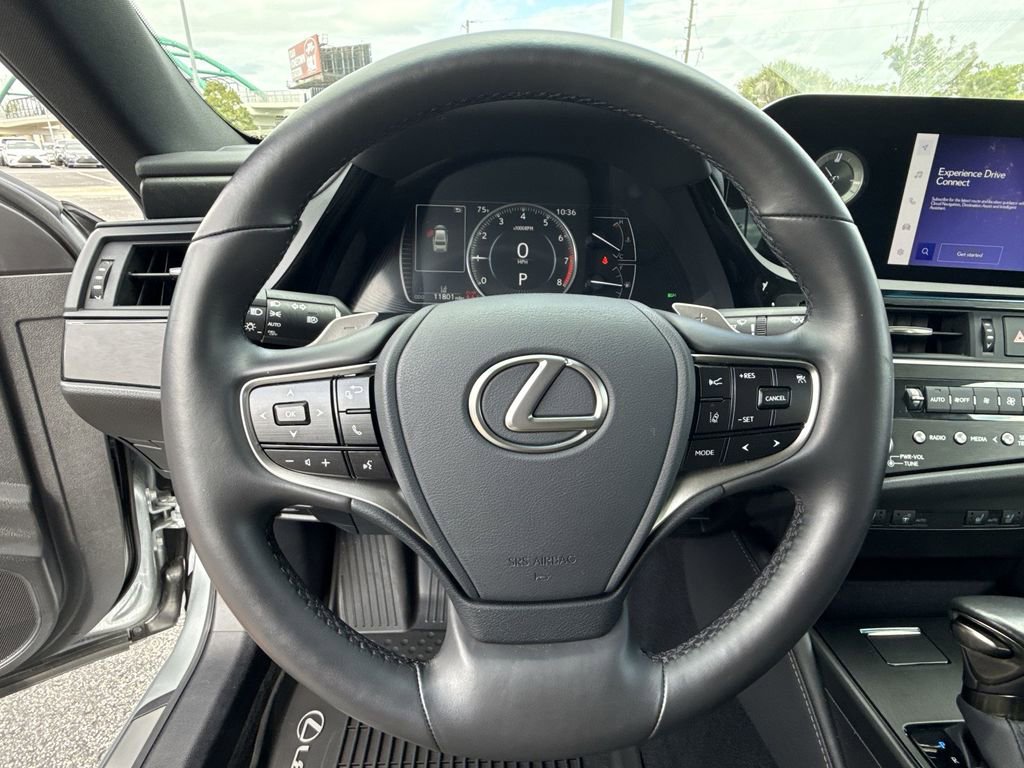 Used 2025 Lexus ES 350 w/ Premium Package image 21
