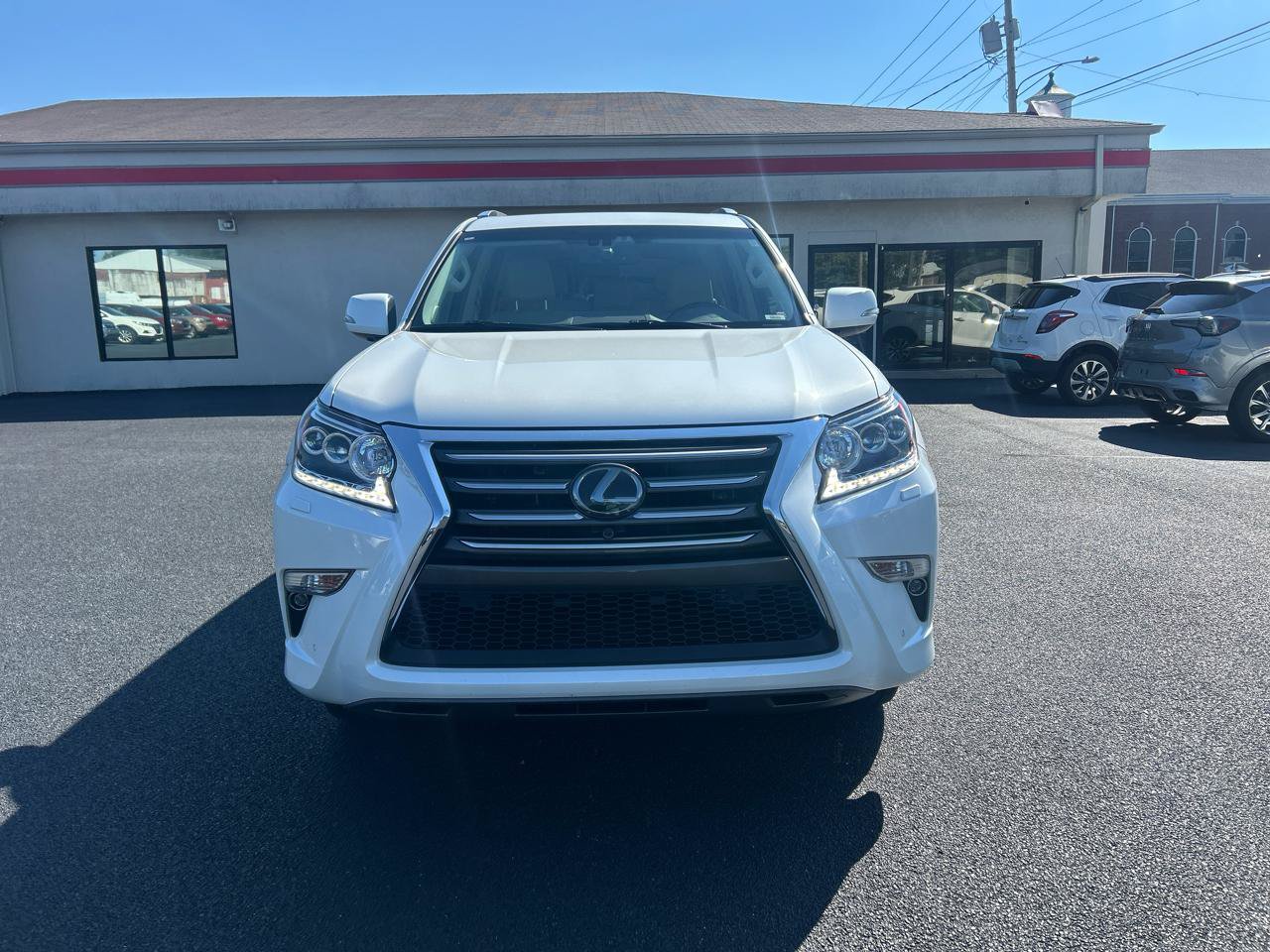 Used 2019 Lexus GX 460 Luxury AWD/4WD image 2