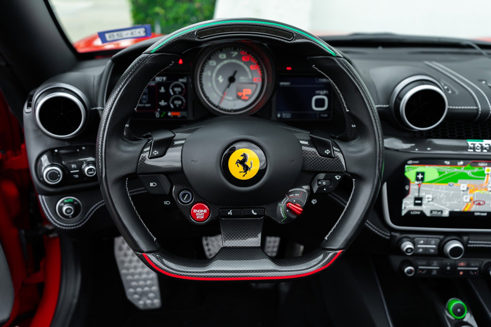 Used 2019 Ferrari Portofino image 8