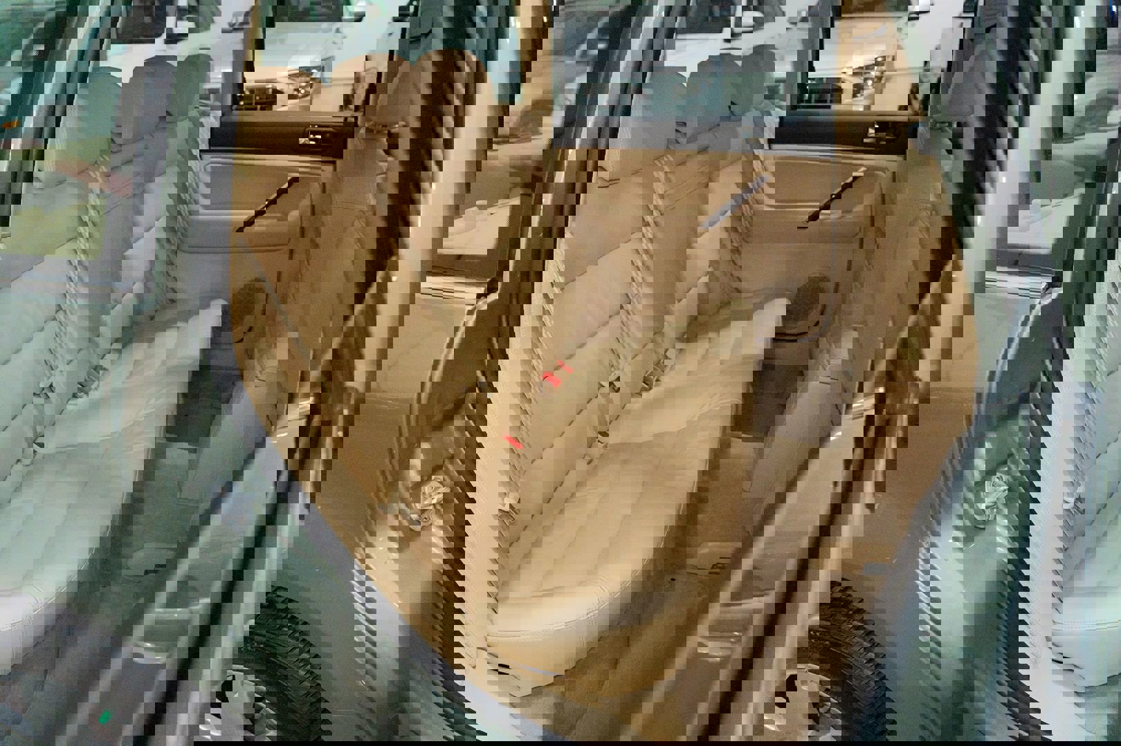 Used 2002 Volkswagen Passat GLX image 27