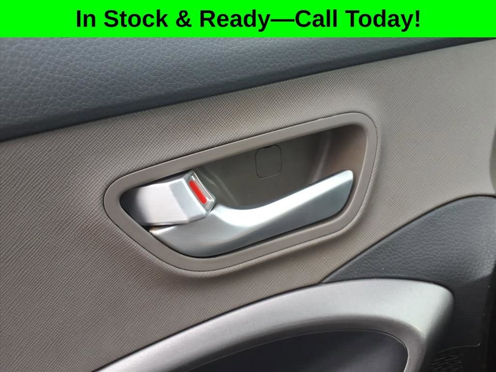 Used 2013 Hyundai Santa Fe Sport 2.0T w/ Technology Pkg image 16