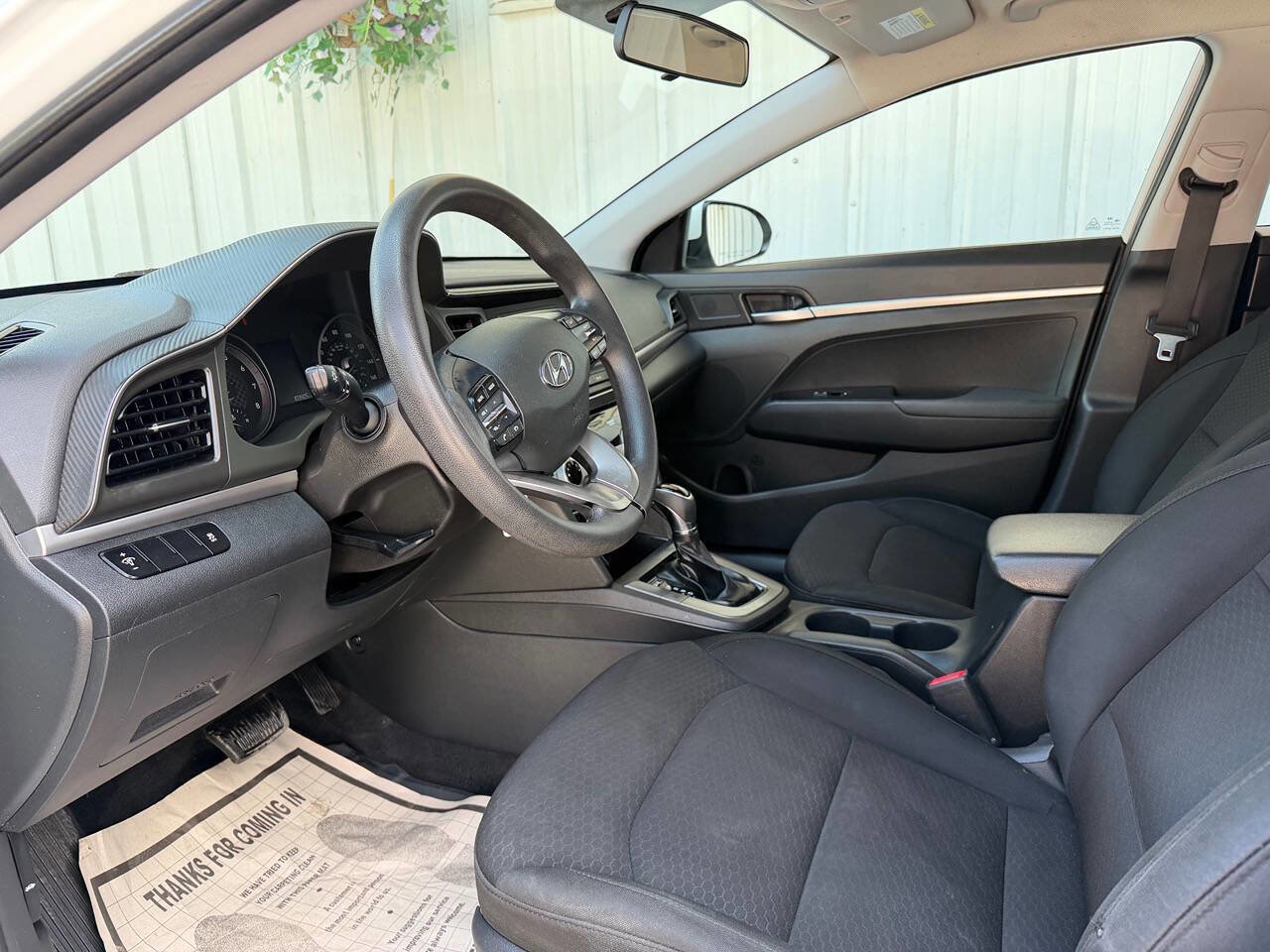 Used 2019 Hyundai Elantra SE w/ Cargo Package FWD image 11