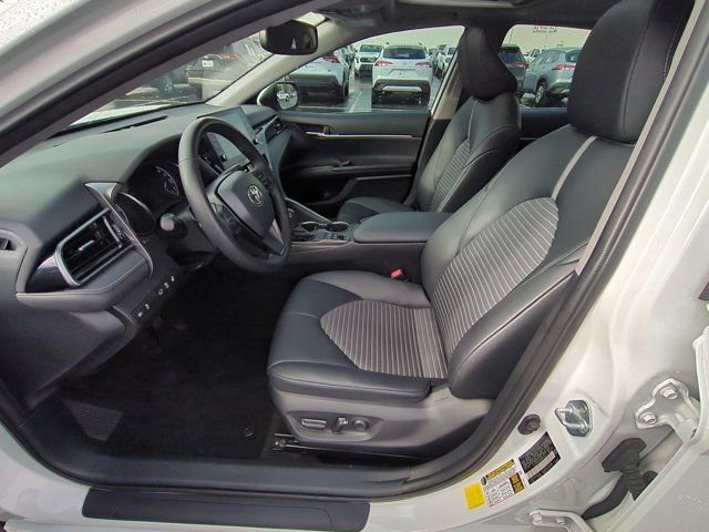 Certified 2022 Toyota Camry SE w/ Cold Weather Package image 8