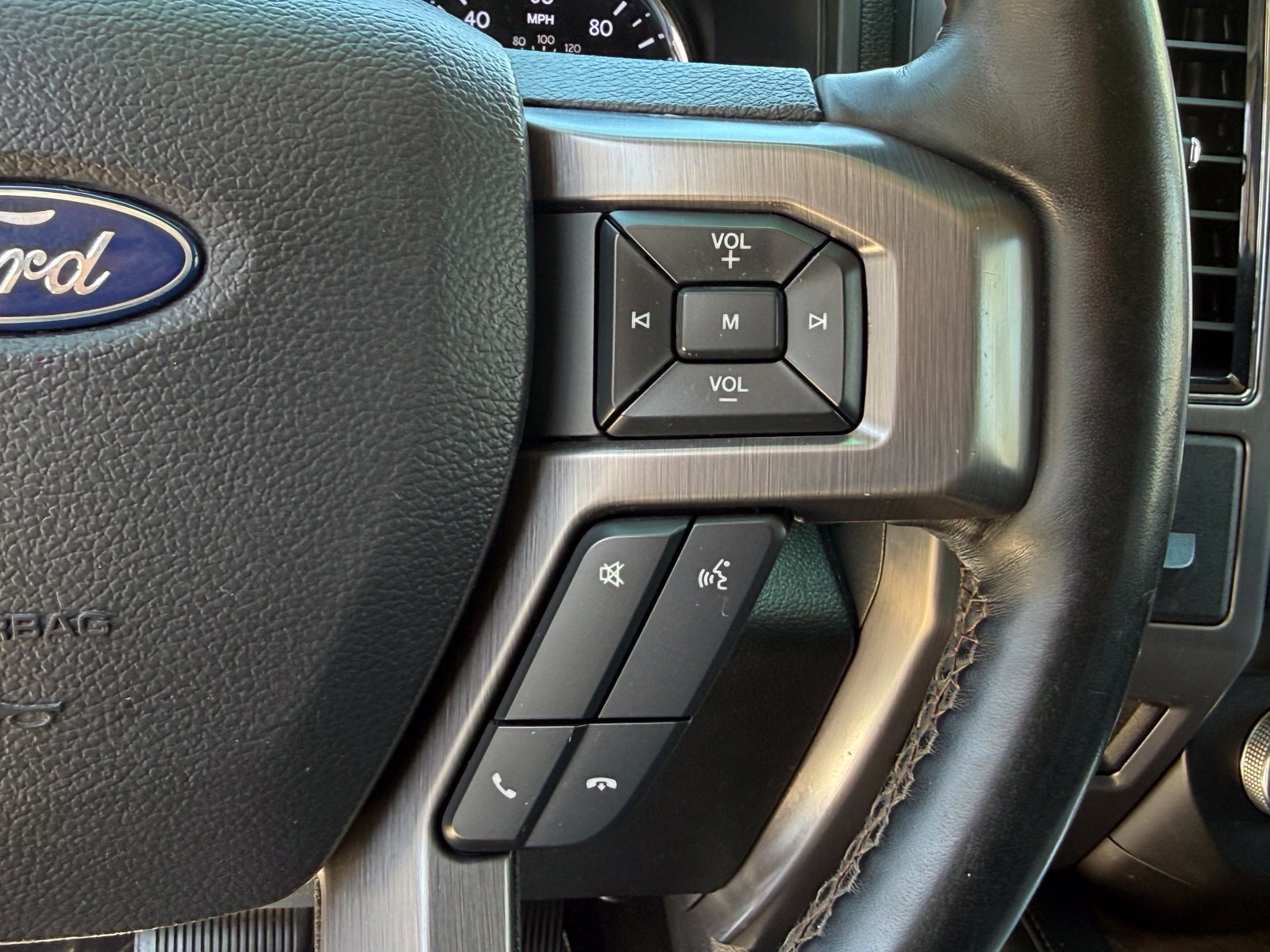Used 2019 Ford Expedition Platinum RWD image 32