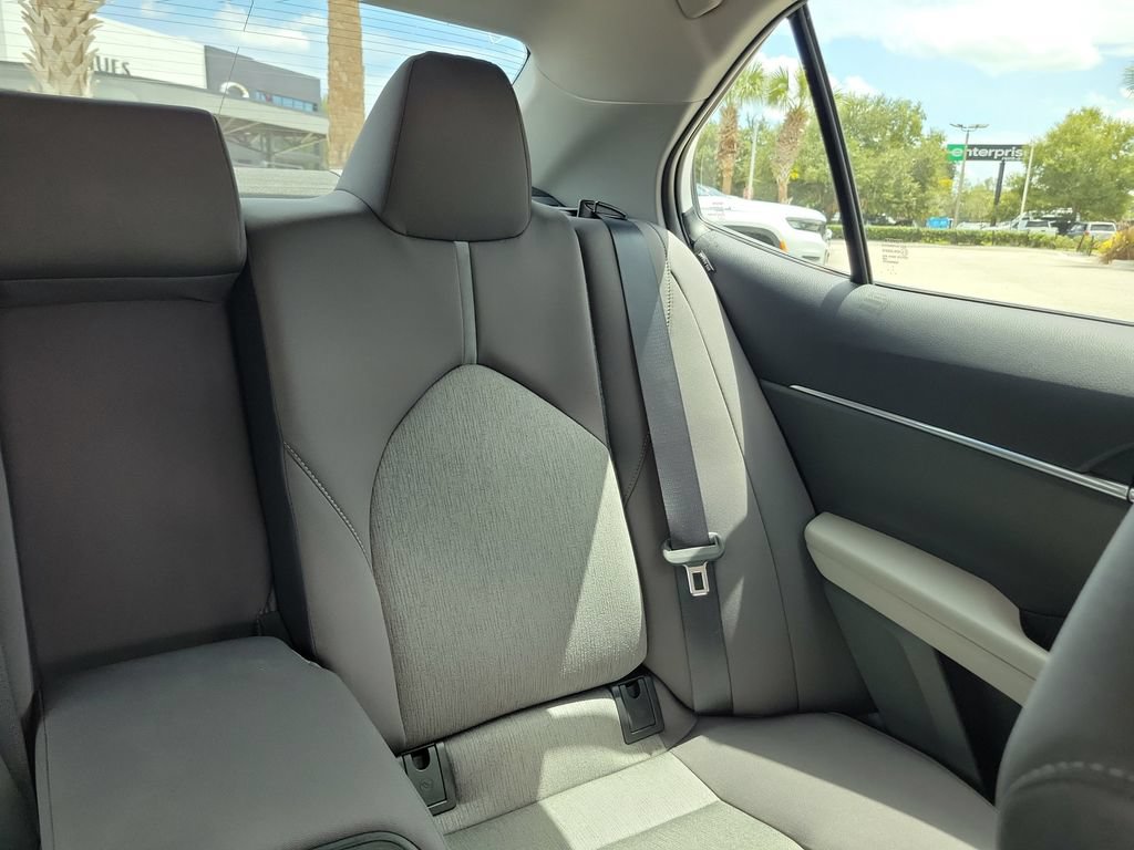 Used 2022 Toyota Camry LE FWD image 14