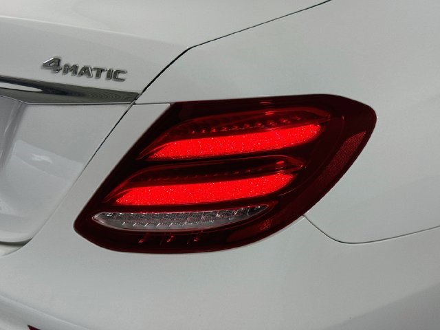 Used 2020 Mercedes-Benz E 350 4MATIC Sedan image 33
