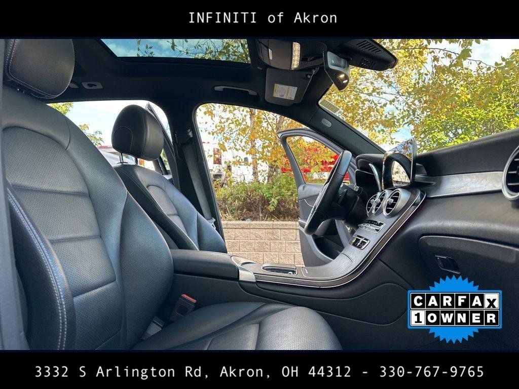 Used 2021 Mercedes-Benz GLC 300 4MATIC image 30