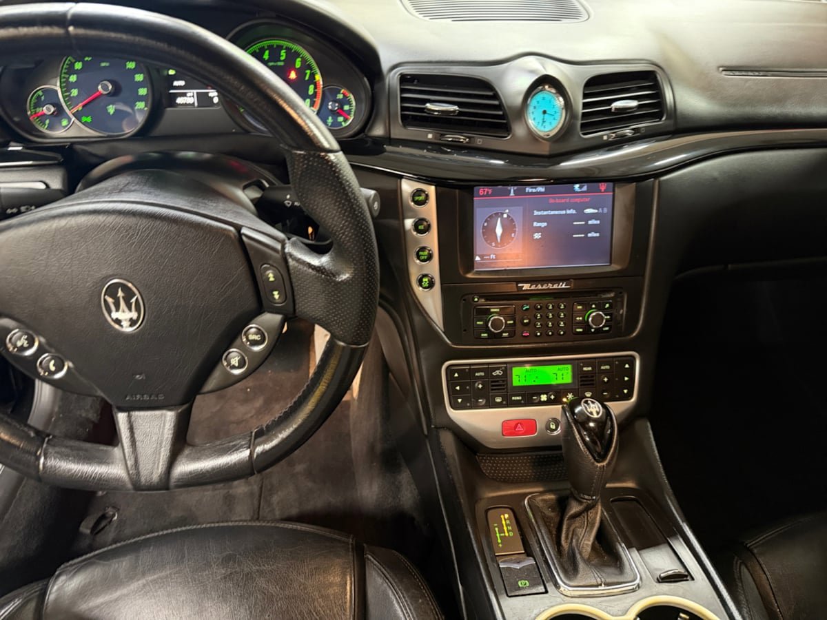 Used 2013 Maserati GranTurismo Sport RWD image 12