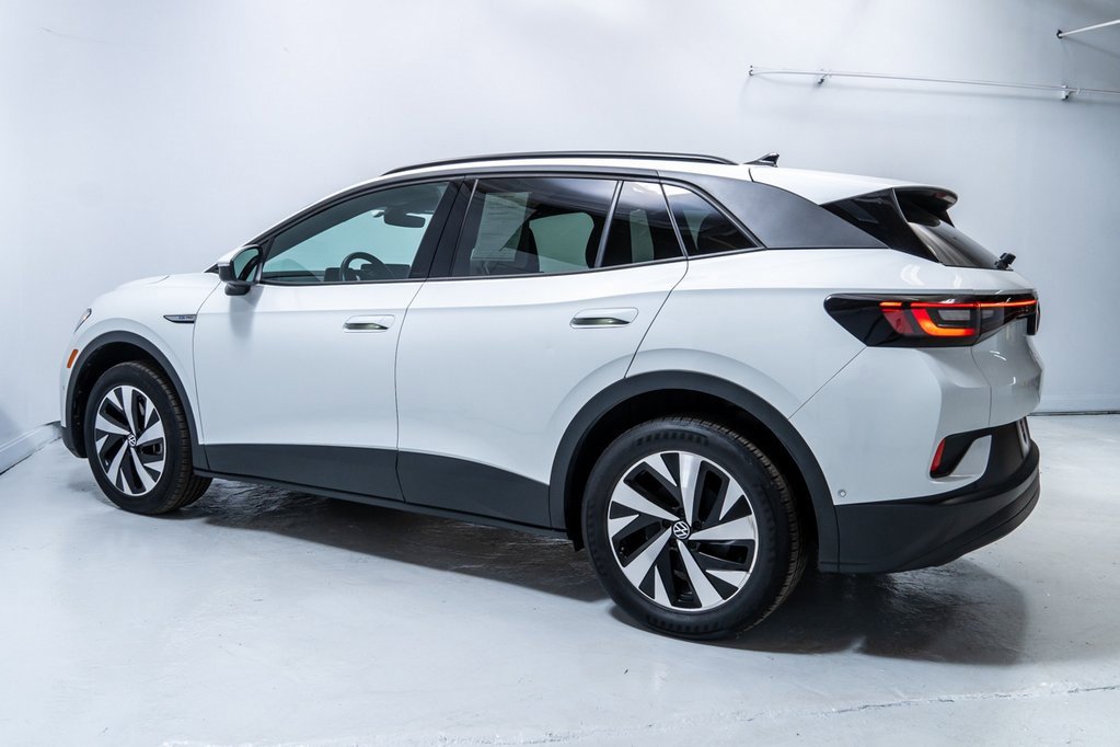 Used 2023 Volkswagen ID.4 Pro image 2