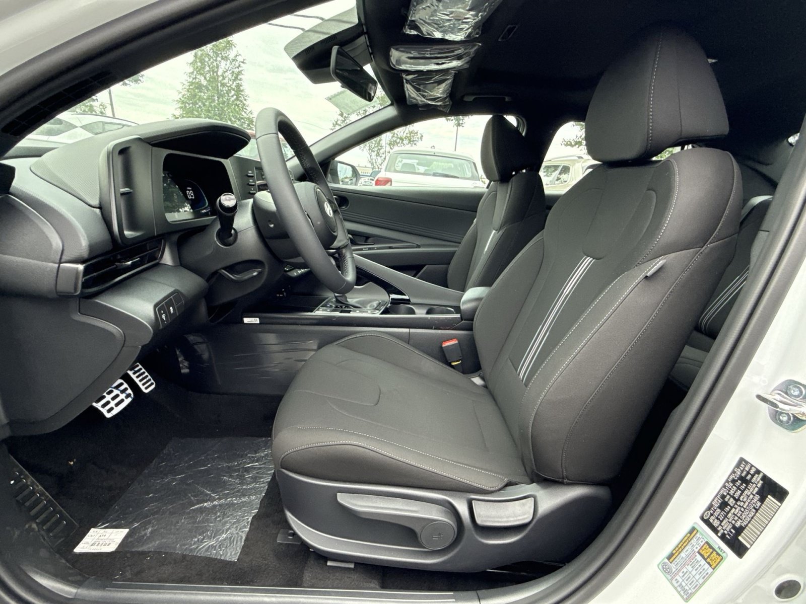 New 2026 Hyundai Elantra SEL Sport Premium FWD image 13