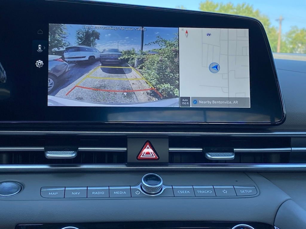 New 2025 Hyundai Elantra SEL FWD image 15