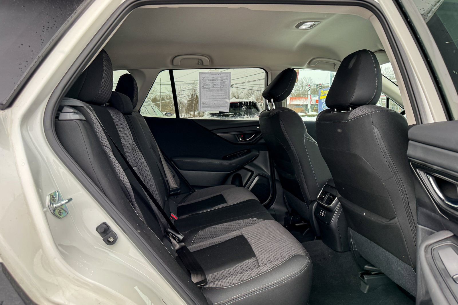 Used 2024 Subaru Outback Premium image 10