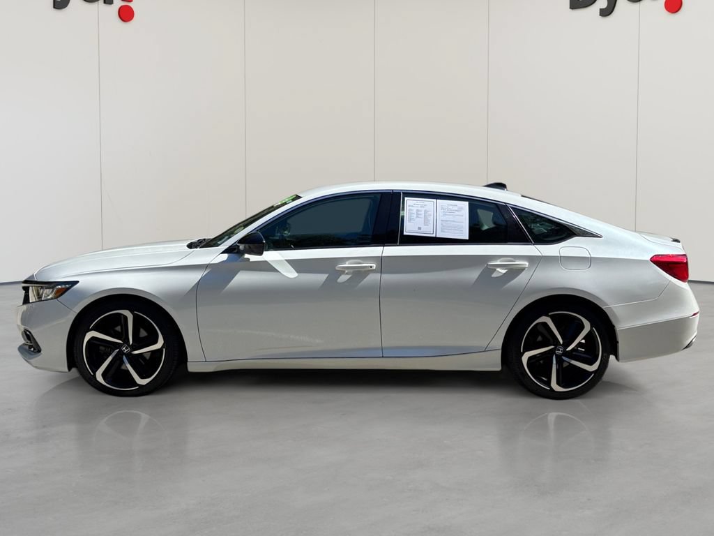 Used 2022 Honda Accord Sport image 2