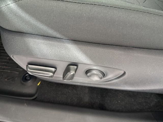 New 2025 Toyota RAV4 XLE image 21