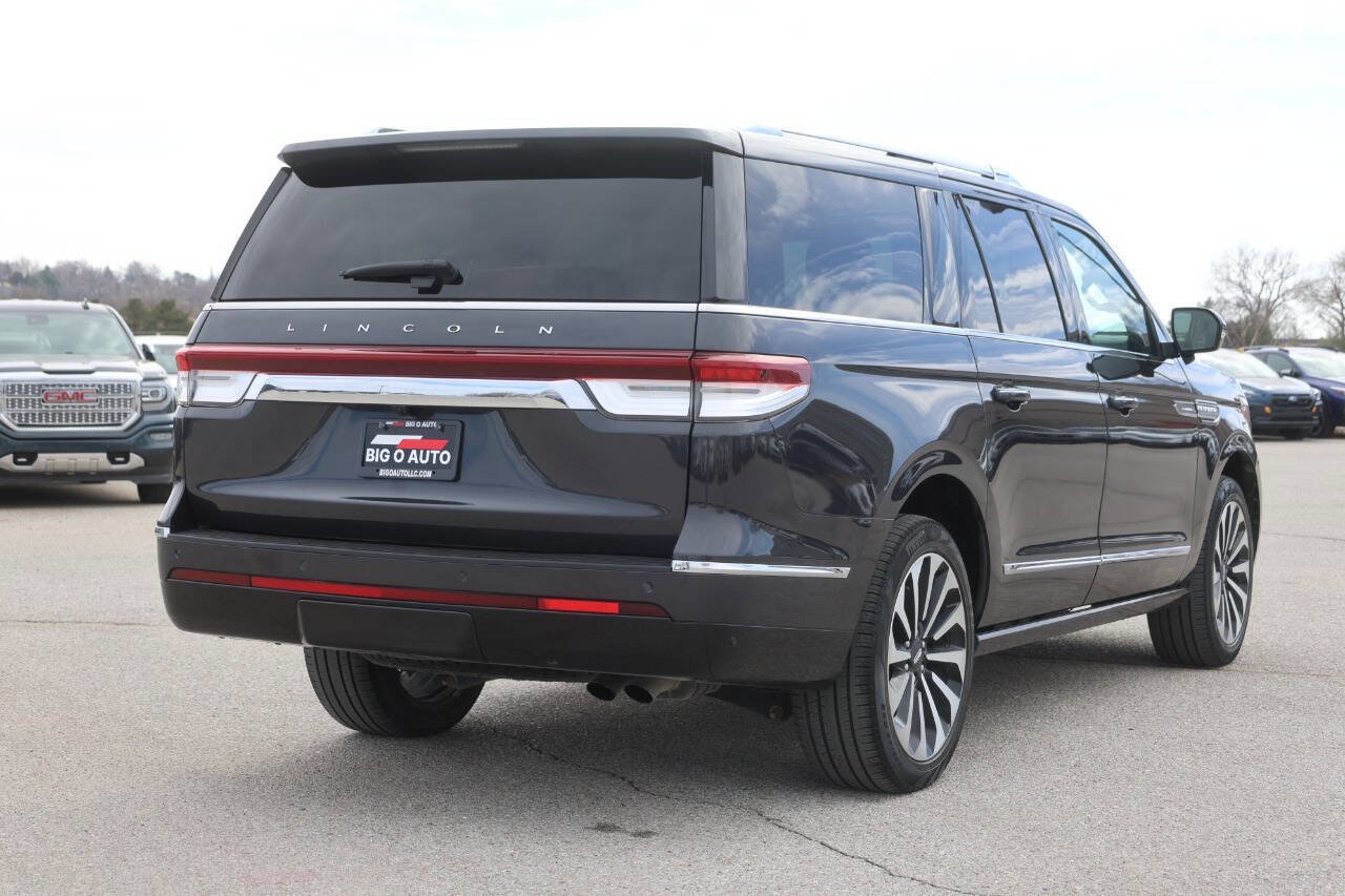 Used 2022 Lincoln Navigator L Reserve w/ Equipment Group 201A image 9