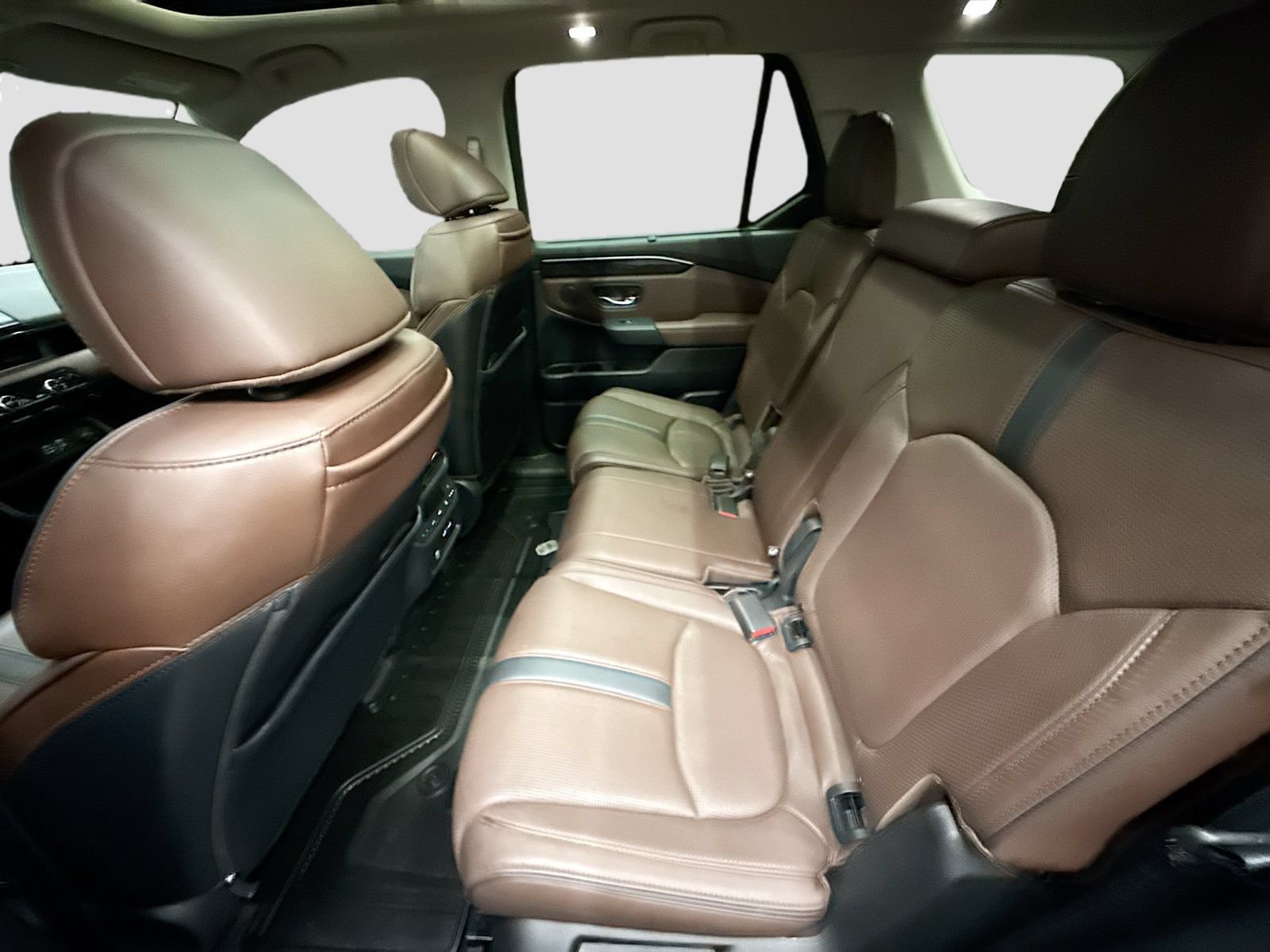 Used 2023 Honda Pilot Elite image 27