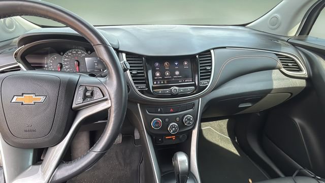 Used 2022 Chevrolet Trax LT w/ Driver Confidence Package image 10