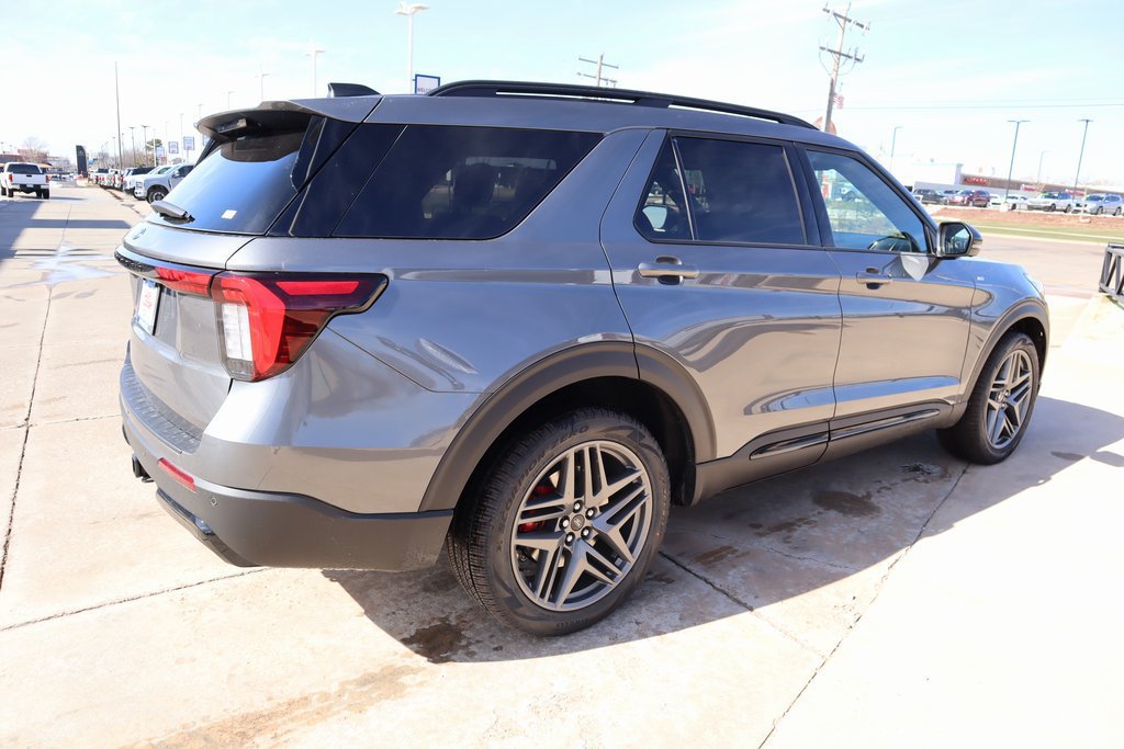 New 2026 Ford Explorer ST-Line w/ ST-Line Street Pack RWD image 23