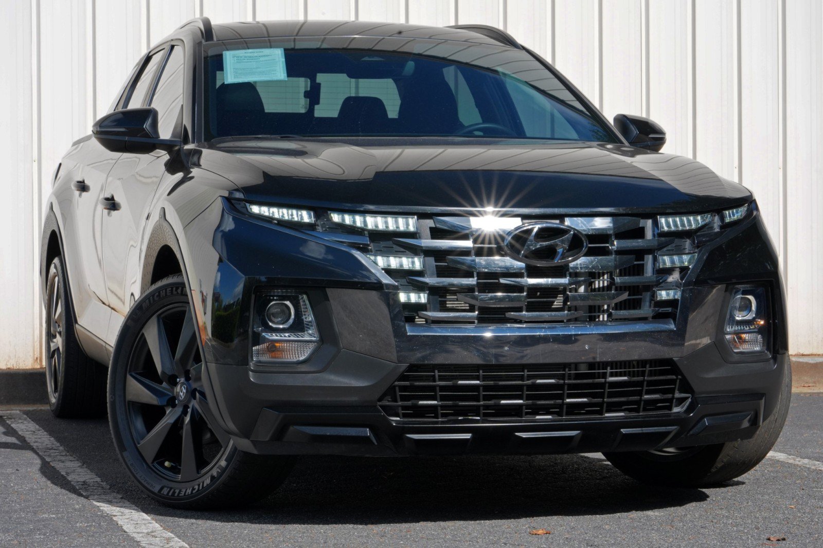Used 2023 Hyundai Santa Cruz Night w/ Cargo Package AWD/4WD image 2