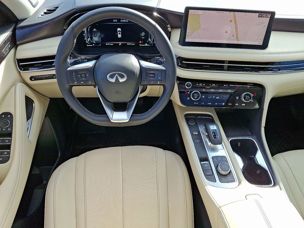 Used 2025 INFINITI QX60 Sensory w/ Vision Package image 12