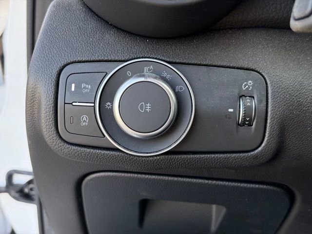 Used 2023 Alfa Romeo Giulia Veloce image 25