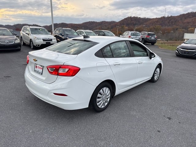 Used 2017 Chevrolet Cruze LS image 8