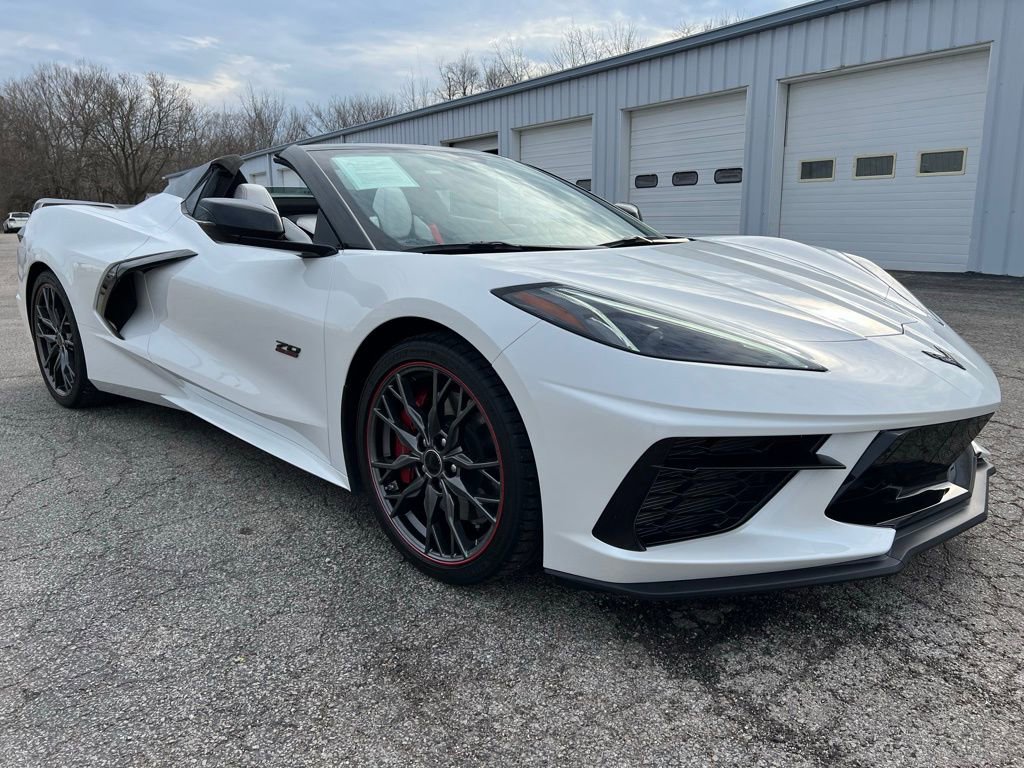 Used 2023 Chevrolet Corvette Stingray Premium Conv w/ Z51 Performance Package image 5