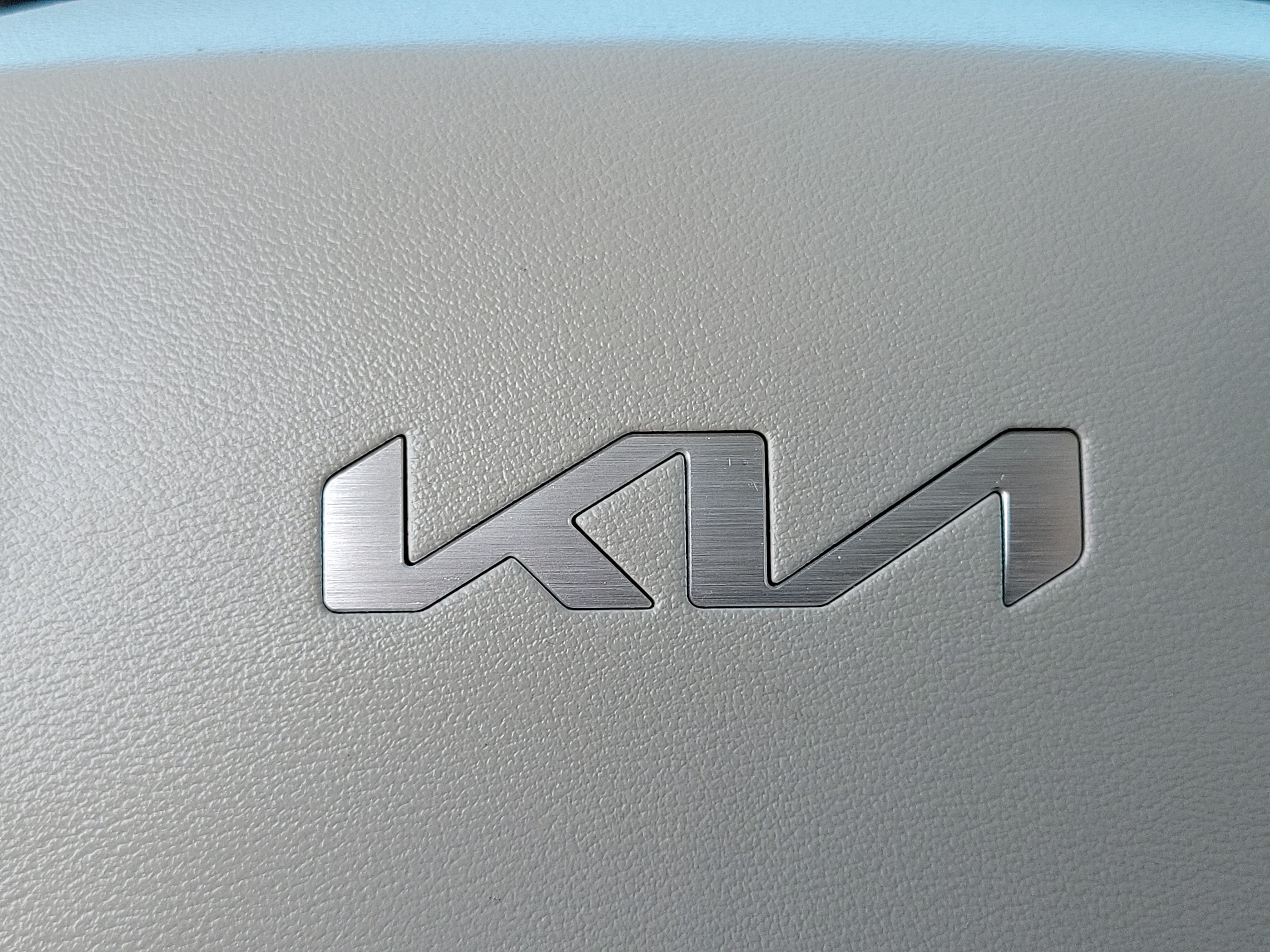 Used 2024 Kia Niro Wave w/ Wave Preserve Package FWD image 19