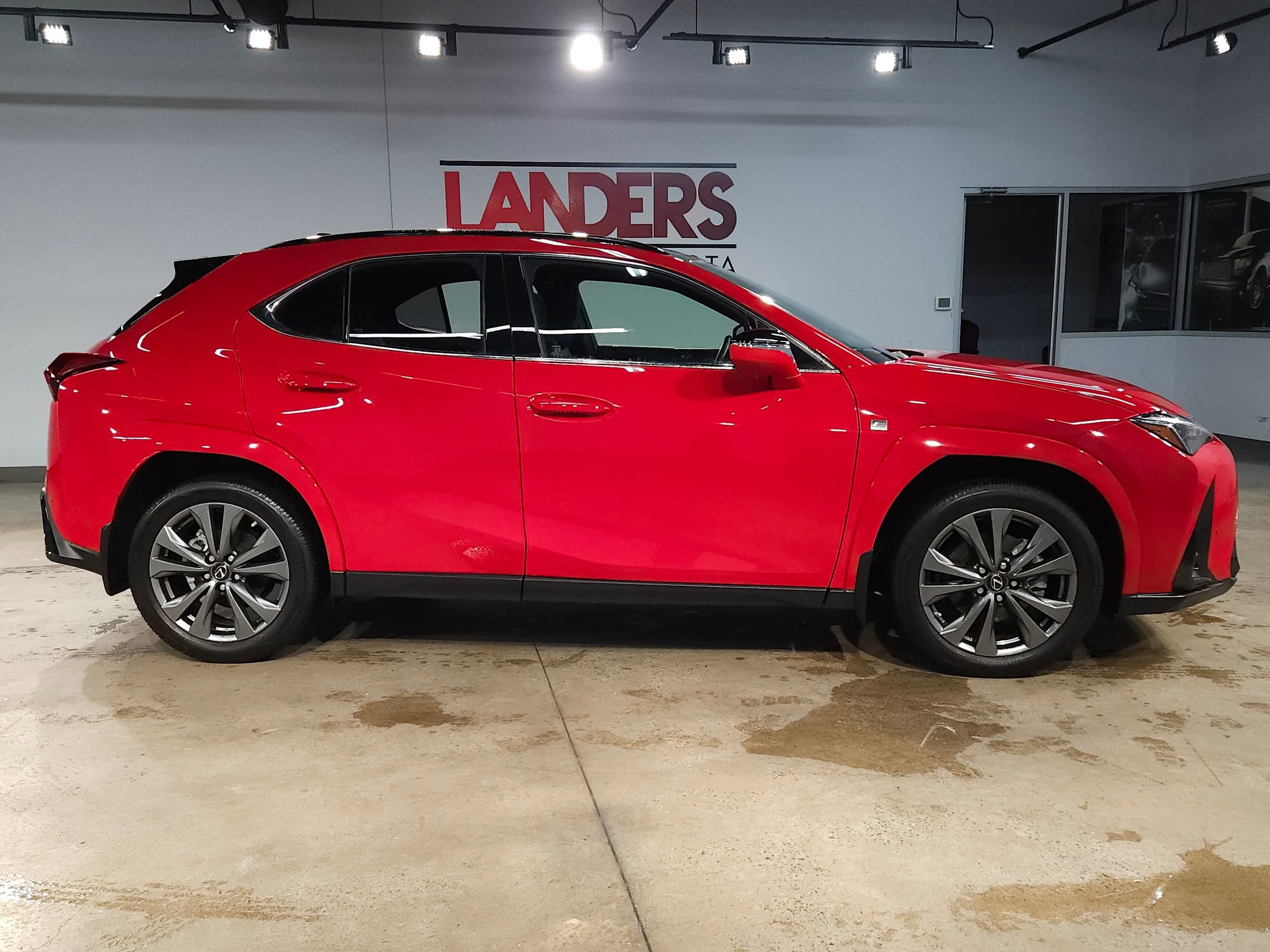 Used 2024 Lexus UX 250h F Sport FWD image 8