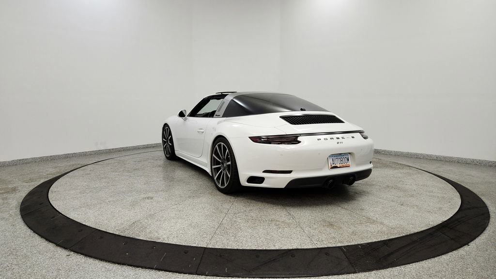 Used 2017 Porsche 911 Targa 4S AWD/4WD image 10