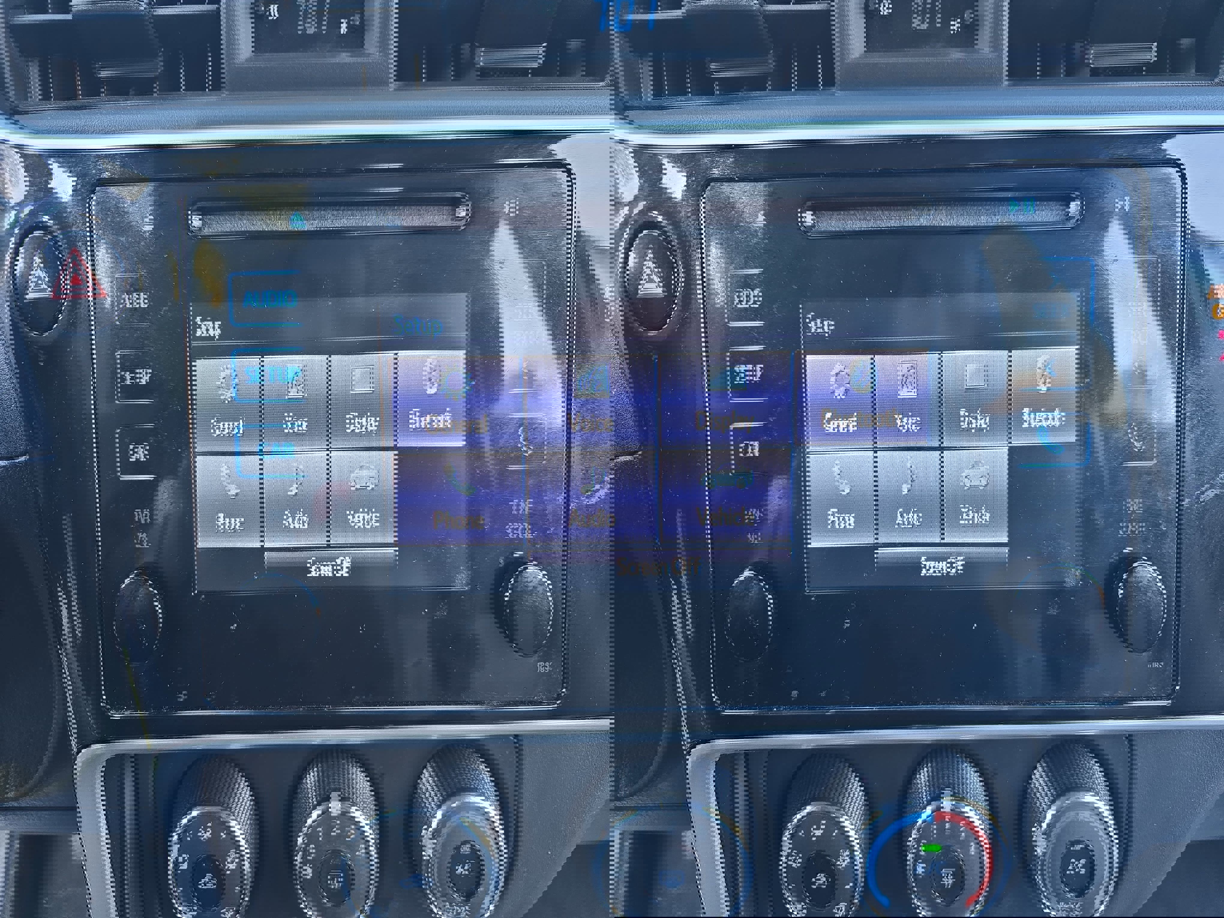 Used 2019 Toyota Corolla LE image 21