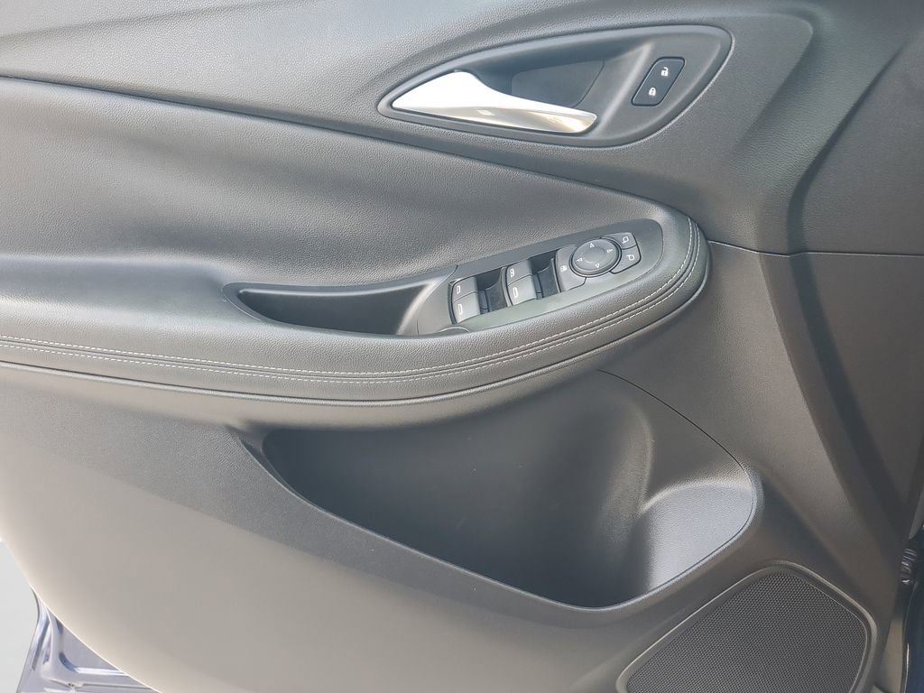 Certified 2023 Buick Encore GX Select image 28