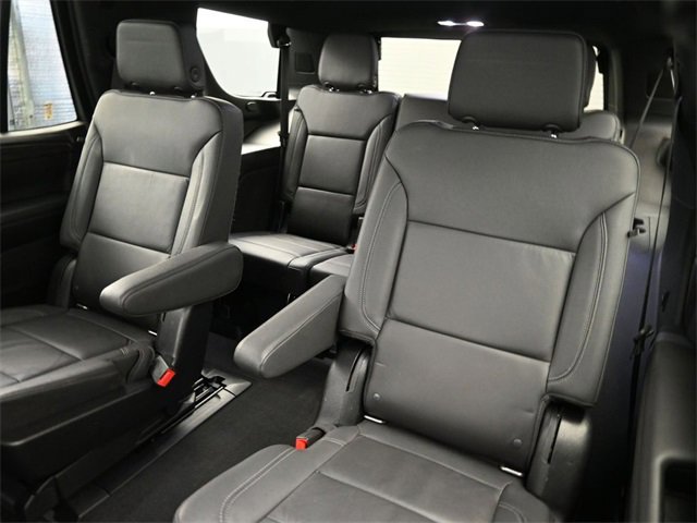 Used 2022 Chevrolet Tahoe LT w/ Luxury Package image 13