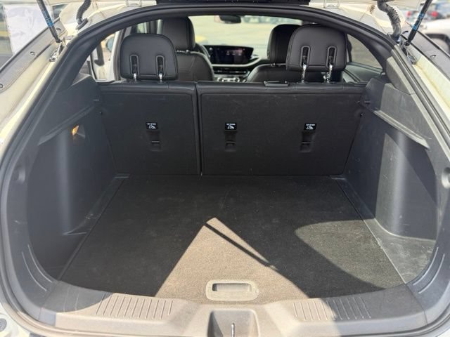 Used 2024 Buick Envista Sport Touring w/ Convenience I Package FWD image 54