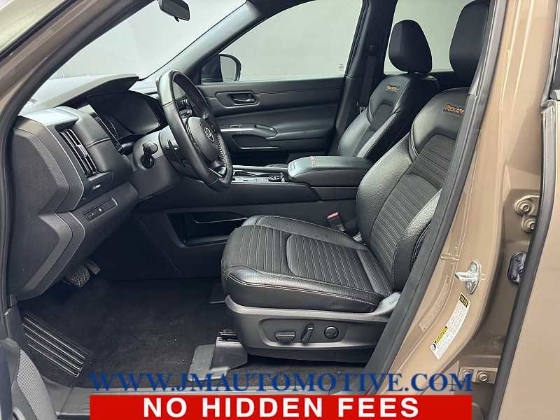 Used 2023 Nissan Pathfinder Rock Creek AWD/4WD image 12