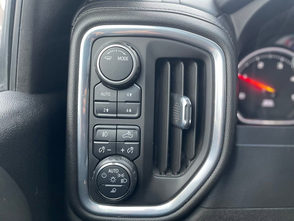 Used 2022 Chevrolet Silverado 2500 High Country AWD/4WD image 17