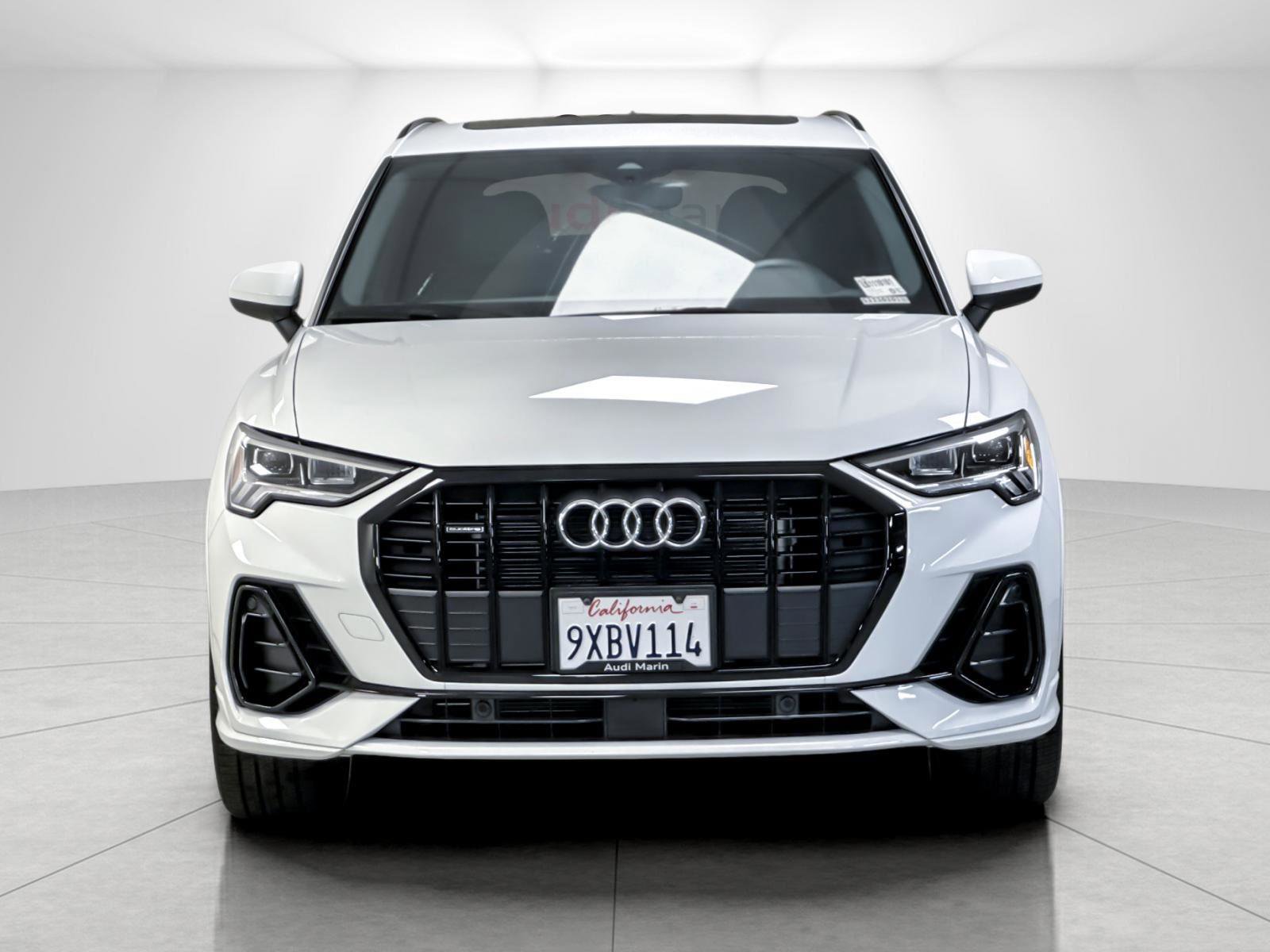 Certified 2025 Audi Q3 2.0T Premium w/ Convenience Plus Package image 8