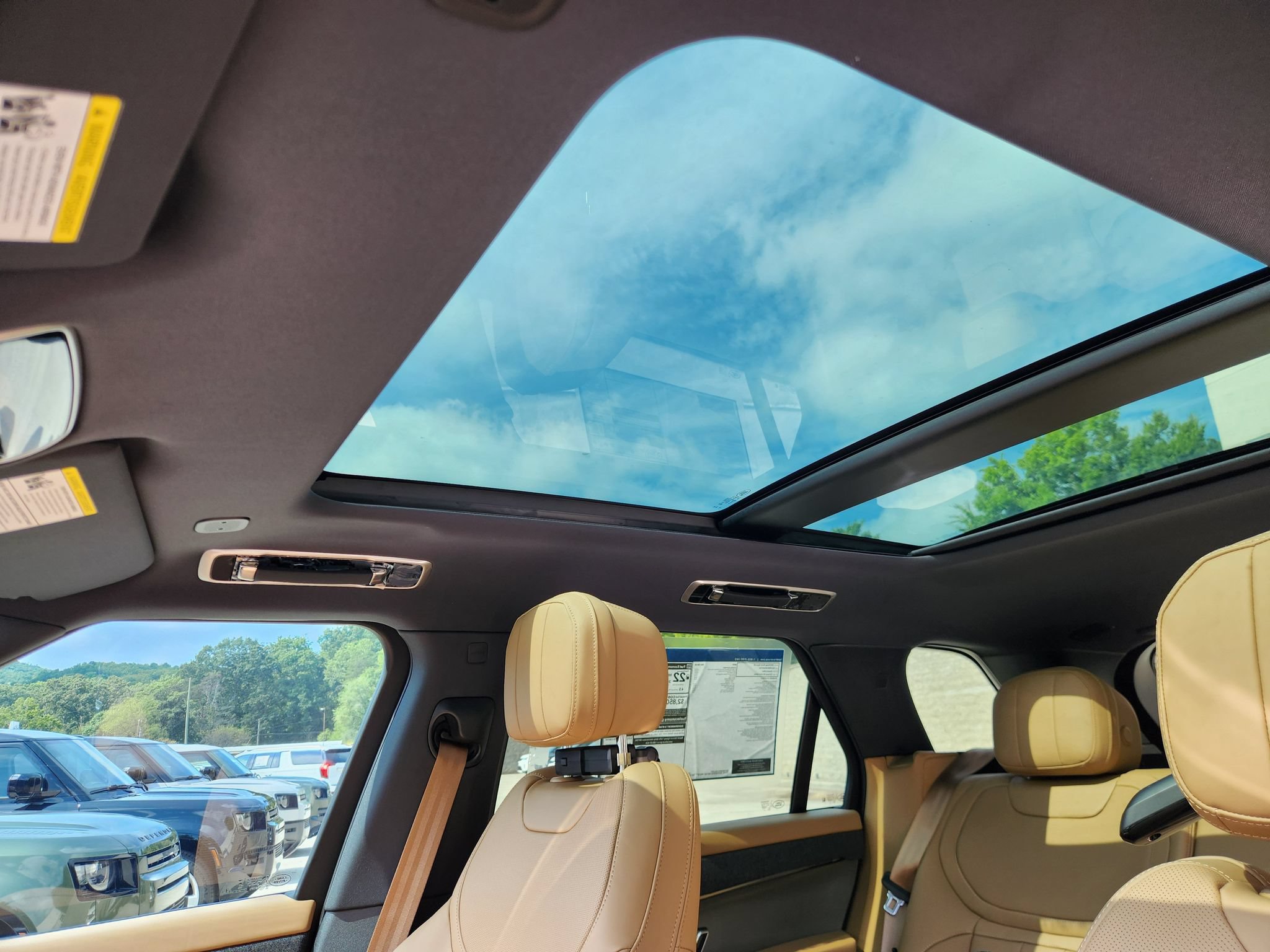 New 2026 Land Rover Range Rover Sport SE AWD/4WD image 10