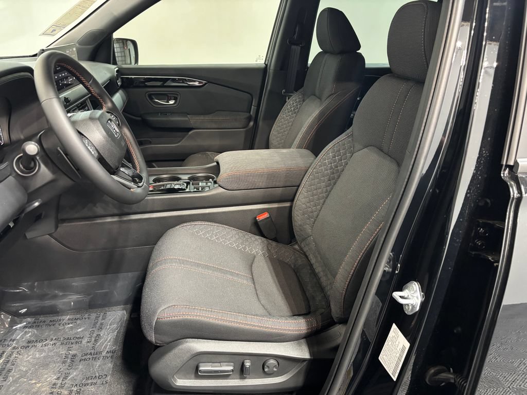 New 2026 Honda Pilot Sport image 11